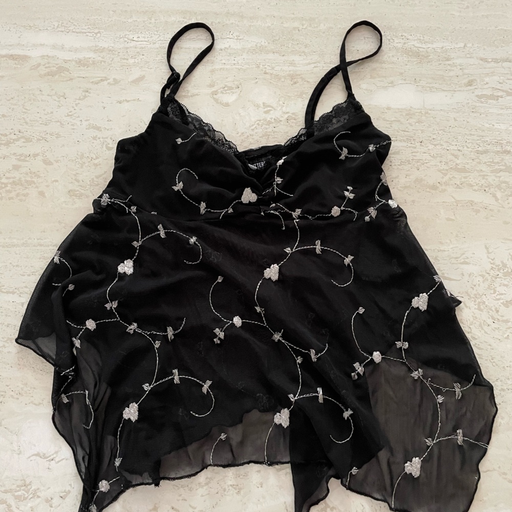 Super cute Urban Outfitters top!!